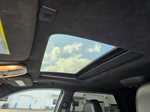 Used 2021 Dodge Durango Citadel w/ Premium Entertainment Group image 17