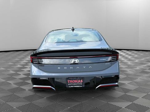 New 2025 Hyundai Sonata Limited image 6