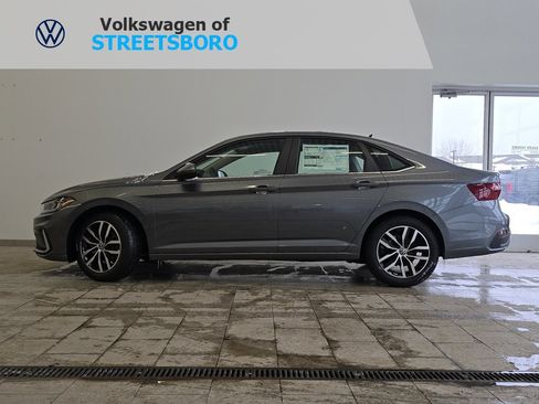 New 2026 Volkswagen Jetta SE image 1