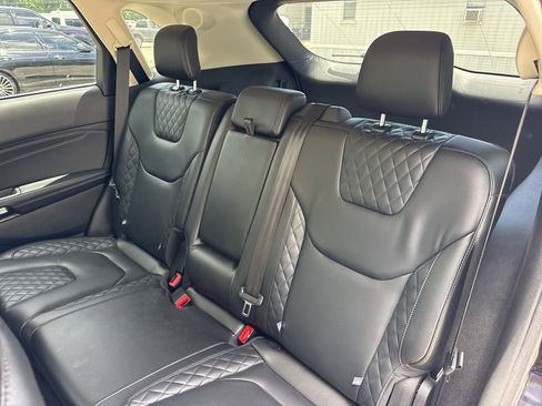 Used 2024 Ford Edge Titanium w/ Equipment Group 301A AWD/4WD image 11