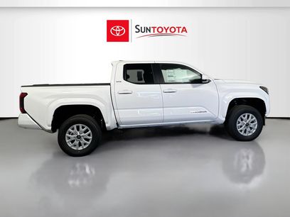 New 2025 Toyota Tacoma SR5