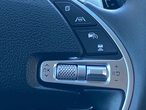 Used 2022 Genesis G80 2.5T w/ Advanced Package image 8