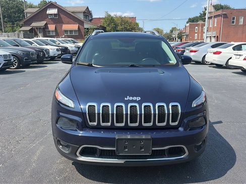 Used 2016 Jeep Cherokee Limited FWD image 2