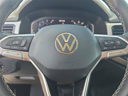 Used 2023 Volkswagen Atlas SE FWD image 22