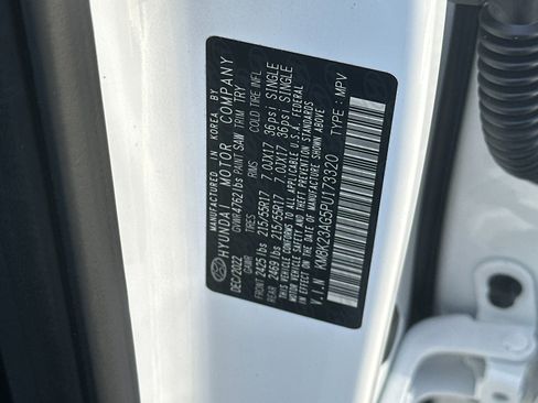 Used 2023 Hyundai Kona SE w/ Cargo Package FWD image 27