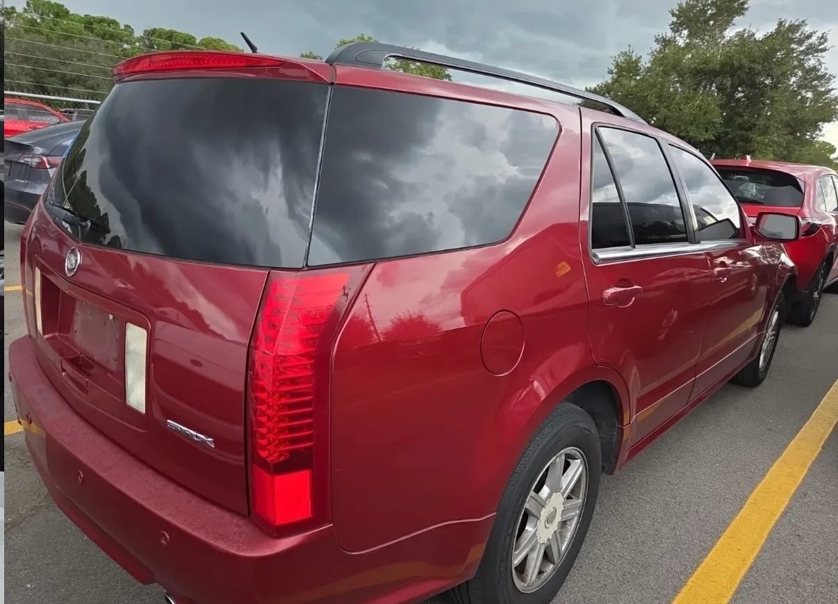 Used 2005 Cadillac SRX RWD image 3