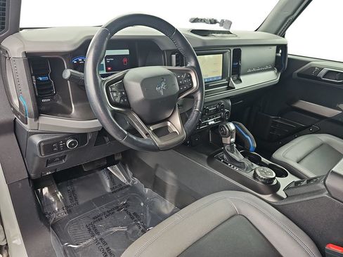 Used 2021 Ford Bronco Black Diamond AWD/4WD image 16
