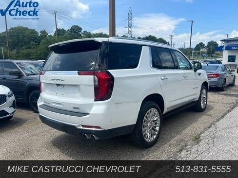 Used 2025 GMC Yukon Denali w/ Sun & Power Step Package AWD/4WD image 3