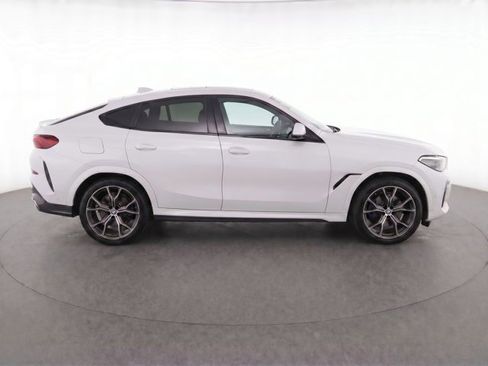 Used 2026 BMW X6 xDrive40i w/ Executive Package AWD/4WD image 8