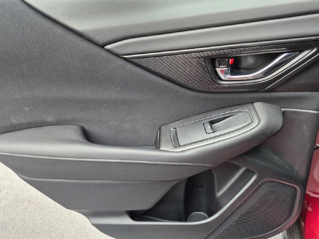 Used 2025 Subaru Outback Premium AWD/4WD image 27