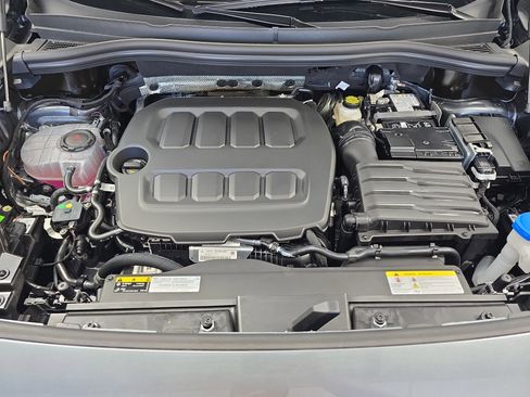 New 2026 Volkswagen Tiguan SE R-Line FWD image 30
