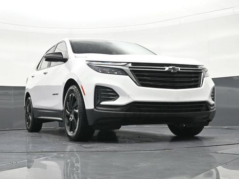 Used 2024 Chevrolet Equinox LS w/ Sport Edition FWD image 33