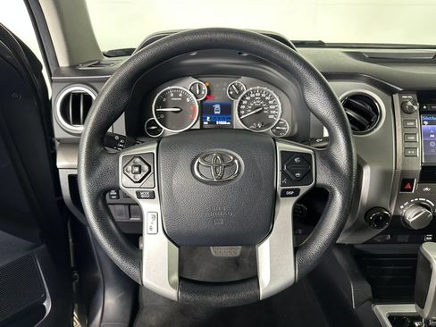 Used 2014 Toyota Tundra SR5 w/ TRD Off Road Package AWD/4WD image 10