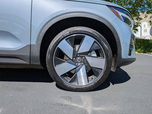 Used 2023 Volvo C40 P8 Recharge Ultimate w/ Protection Package Premier AWD/4WD image 28