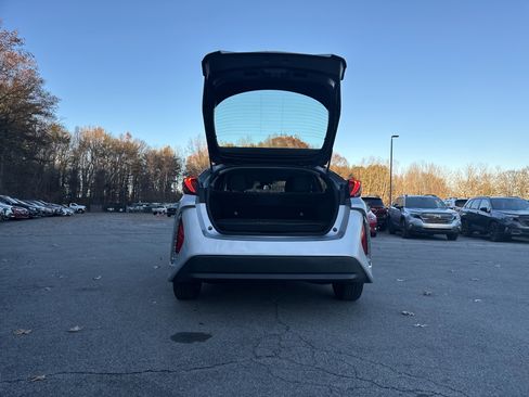 Used 2018 Toyota Prius Prime Plus image 30