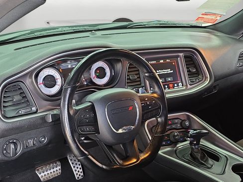 Used 2021 Dodge Challenger R/T Scat Pack RWD image 11
