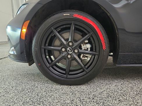 Used 2024 MAZDA MX-5 Miata Sport RWD image 22