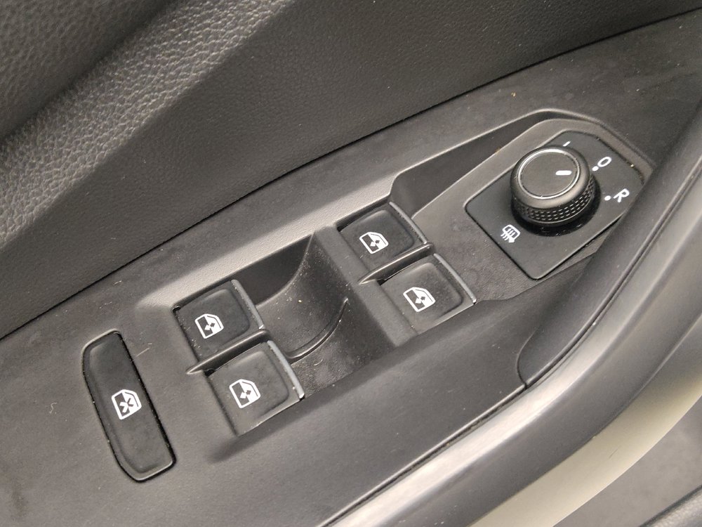 Used 2025 Volkswagen Jetta Sport FWD image 27