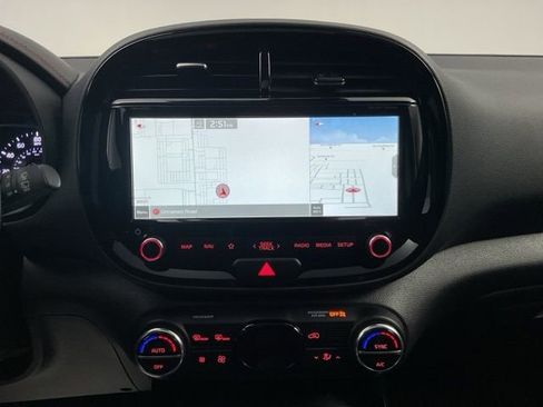 Used 2022 Kia Soul Turbo image 15
