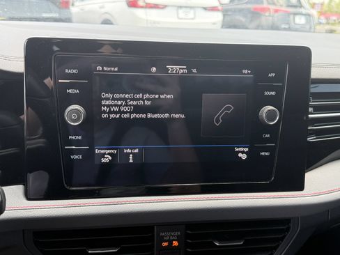 Used 2025 Volkswagen Jetta GLI Autobahn FWD image 25