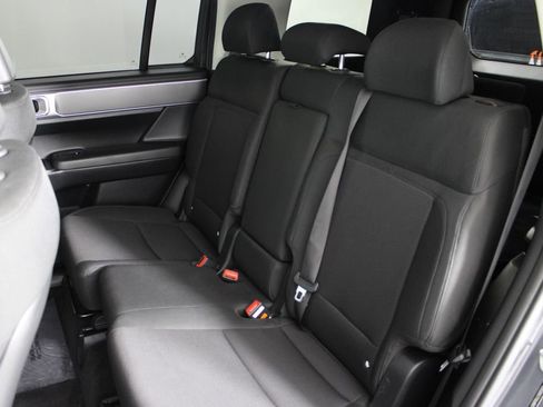 Used 2025 Hyundai Santa Fe SE image 20