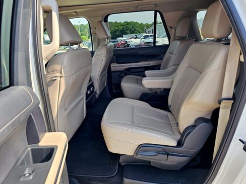 Used 2022 Ford Expedition Max XLT RWD image 73