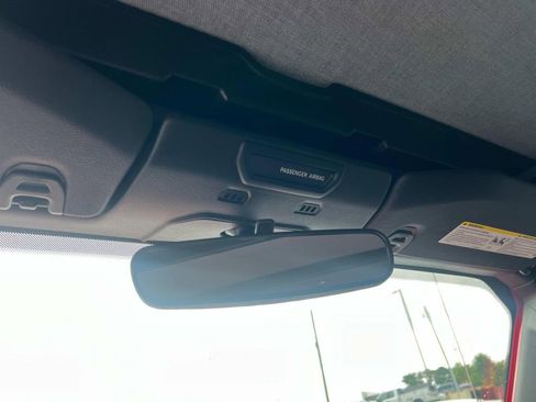 Used 2018 Jeep Wrangler Unlimited Rubicon image 31