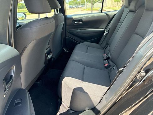 Used 2025 Toyota Corolla LE FWD image 20