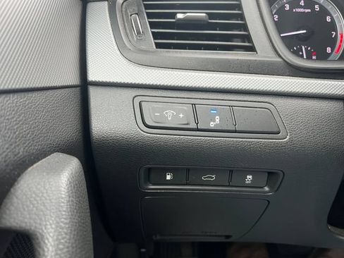 Used 2019 Hyundai Sonata SE FWD image 25