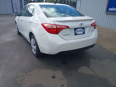 Used 2017 Toyota Corolla LE w/ LE Eco Premium Package FWD image 10
