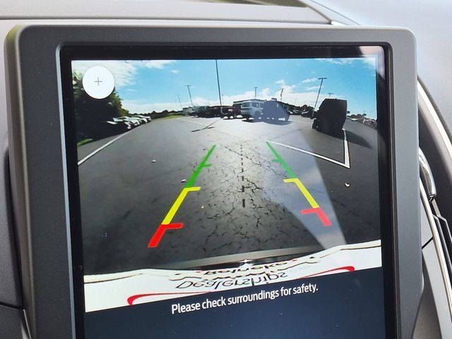 Used 2024 Ford Edge SE AWD/4WD image 14