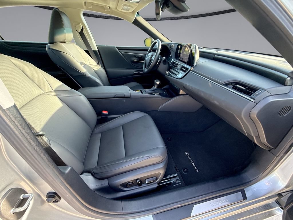 Certified 2025 Lexus ES 350 w/ Premium Package FWD image 15