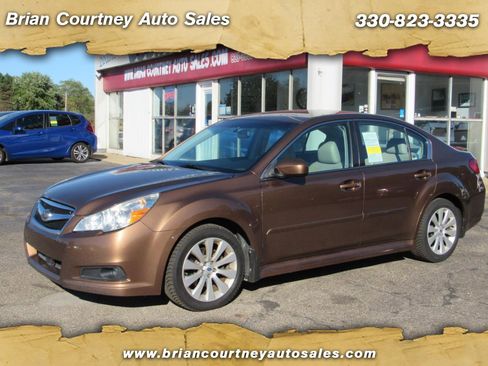 Used 2011 Subaru Legacy 2.5i Limited image 1