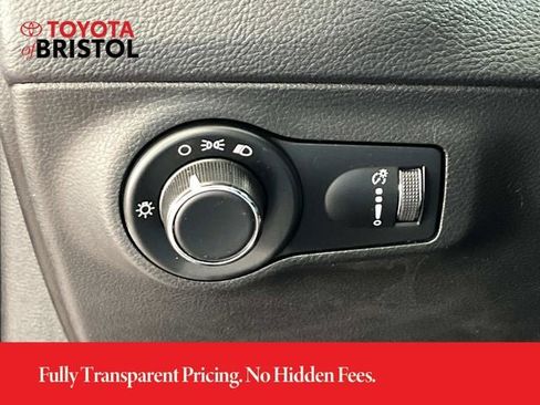 Used 2018 Jeep Compass Sport w/ Tech Group AWD/4WD image 27
