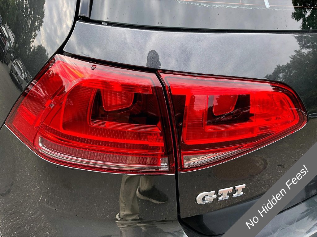 Used 2015 Volkswagen GTI S FWD image 22