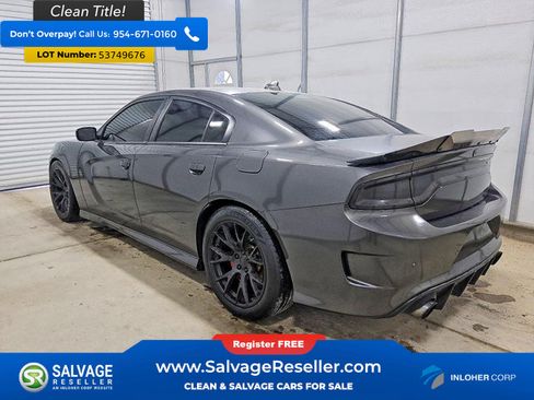 Used 2019 Dodge Charger Scat Pack RWD image 3