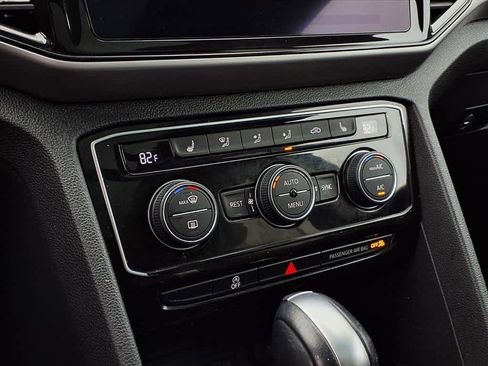 Used 2021 Volkswagen Atlas SEL image 21