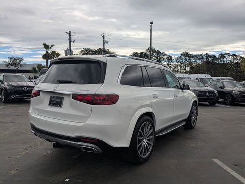 Used 2025 Mercedes-Benz GLS 450 4MATIC image 5