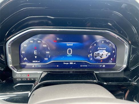 Used 2022 Chevrolet Silverado 1500 LT Trail Boss w/ Protection Package image 12