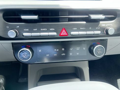 Used 2026 Hyundai Palisade SEL FWD image 15