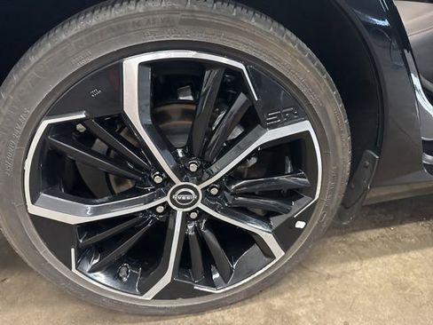 Used 2024 Nissan Altima 2.5 SR image 6