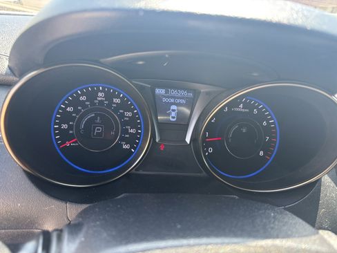 Used 2013 Hyundai Genesis 2.0T RWD image 11