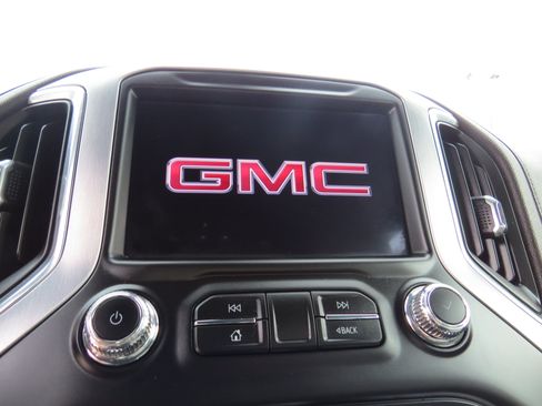Used 2022 GMC Sierra 1500 SLT w/ SLT Premium Plus Package AWD/4WD image 22