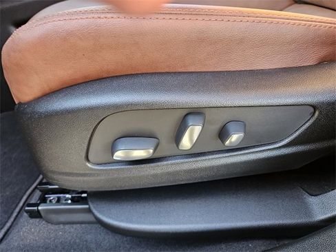 New 2026 Cadillac XT5 Premium Luxury w/ Driver Assist Package image 9