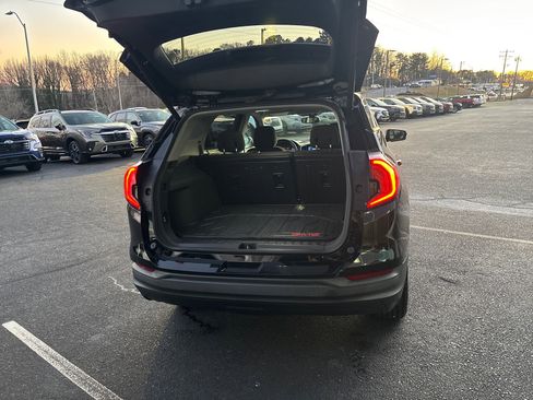 Used 2018 GMC Terrain SLE w/ Driver Convenience Package image 50