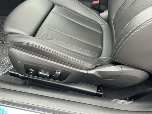 Certified 2025 BMW 440i xDrive Coupe w/ Premium Package image 21