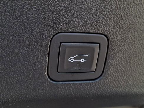 Used 2026 Chevrolet Tahoe High Country image 25