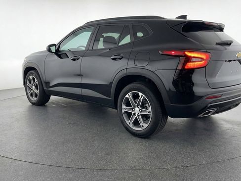 Used 2025 Chevrolet Blazer LT image 6