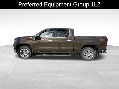 Used 2023 Chevrolet Silverado 1500 LTZ w/ Technology Package AWD/4WD image 4
