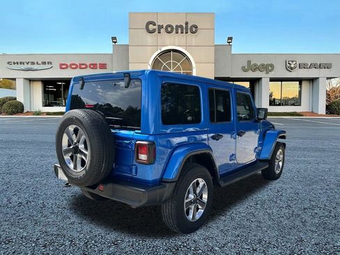 Used 2021 Jeep Wrangler Unlimited Sahara image 3